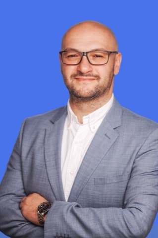Dr. Dmitry Shapiro